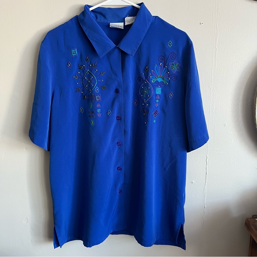 3/$40 Vintage Size Large (16-18) Koret blouse Electric Blue with Embroidery